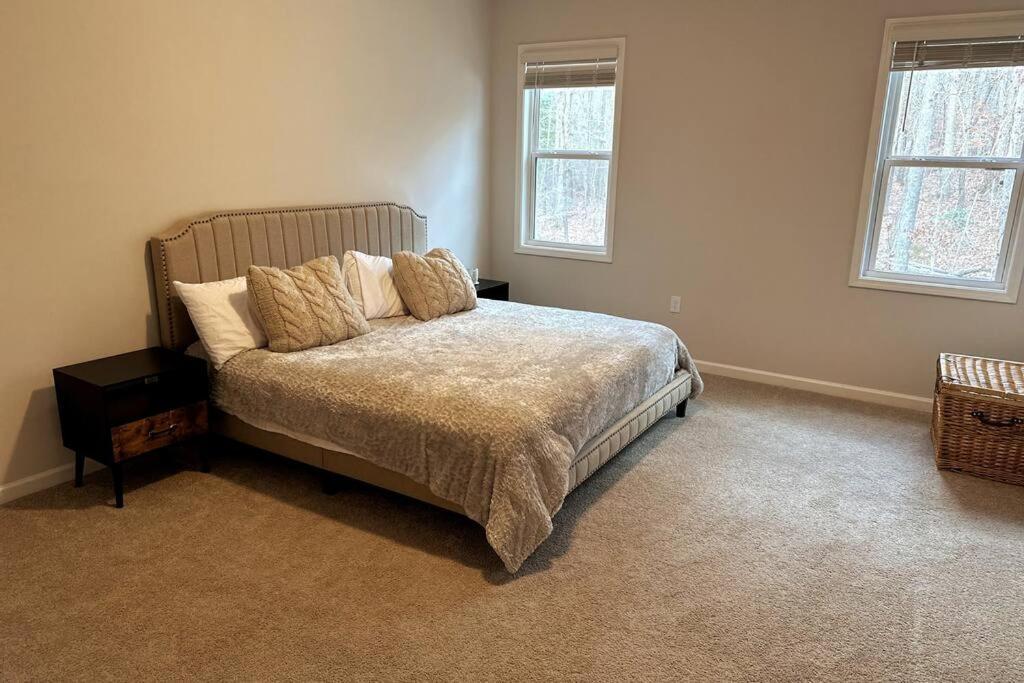 House On The Hill Villa Wake Forest Luaran gambar